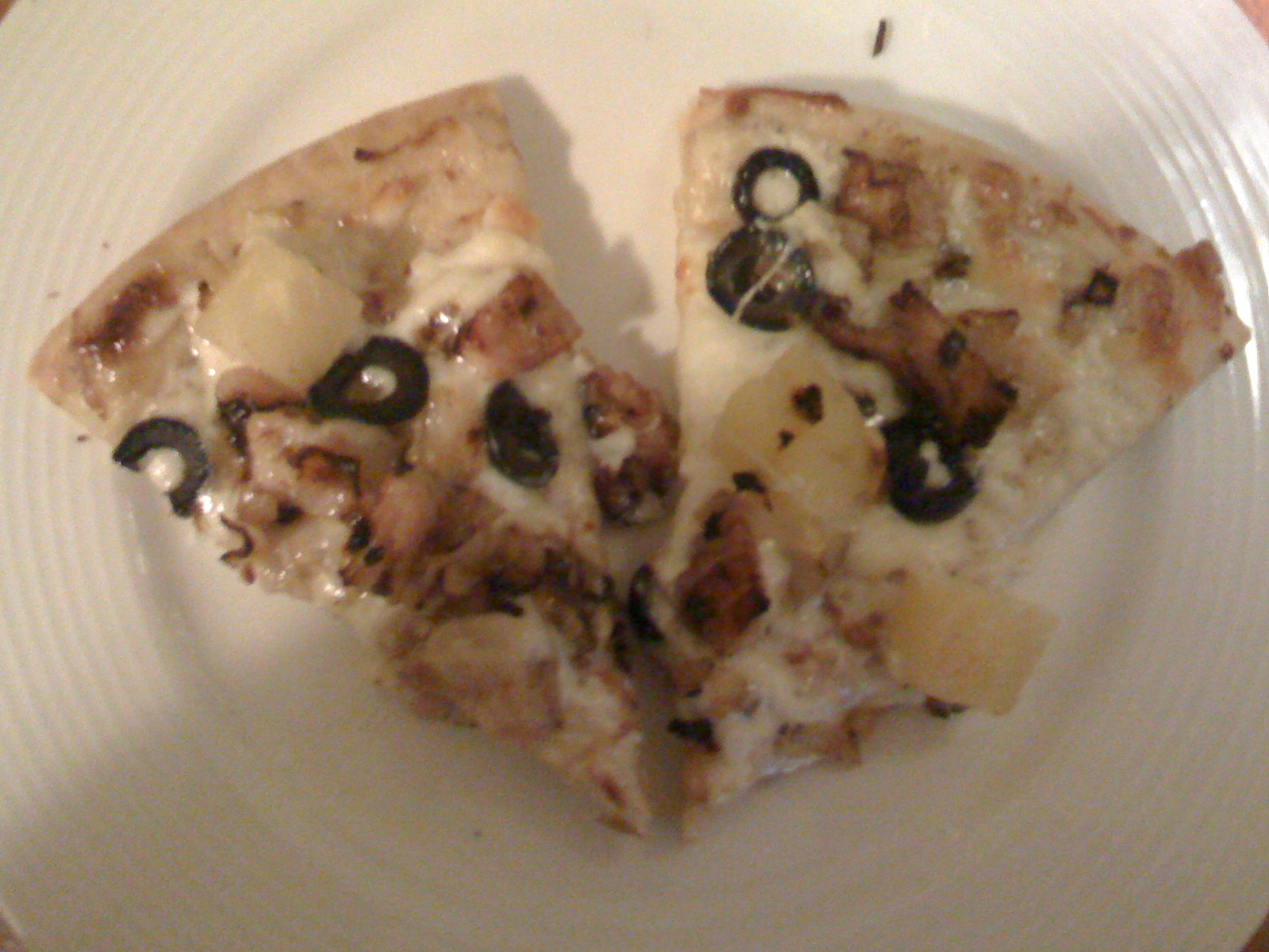 Bacon Ranch Pizza #recipes #cooking #dinner #pizza #thelovelygeek