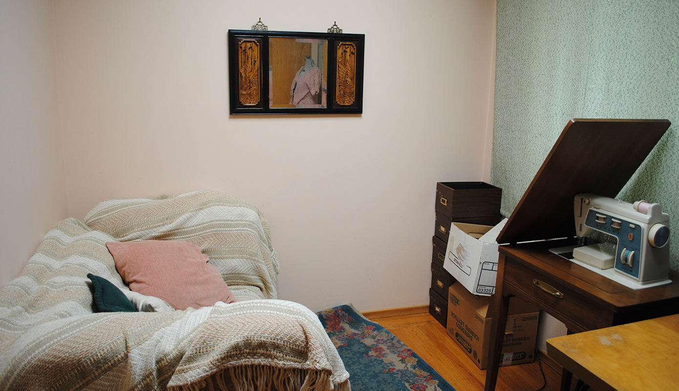 Grandma's sewing room turned guest room