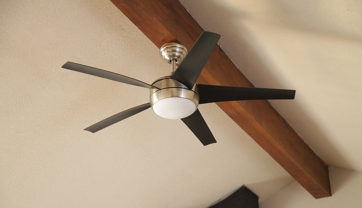Modern Living Room Fan #thelovelygeek
