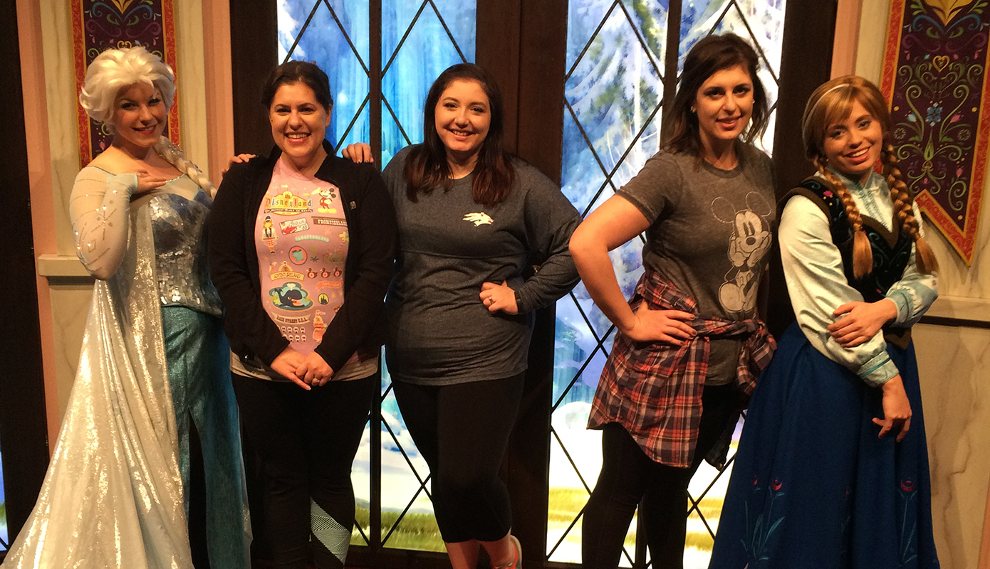 Meeting Elsa and Anna at Disneyland