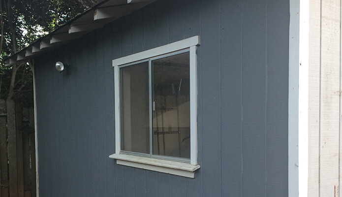First coat of pain on the shed #oneroomchallenge #thelovelygeek