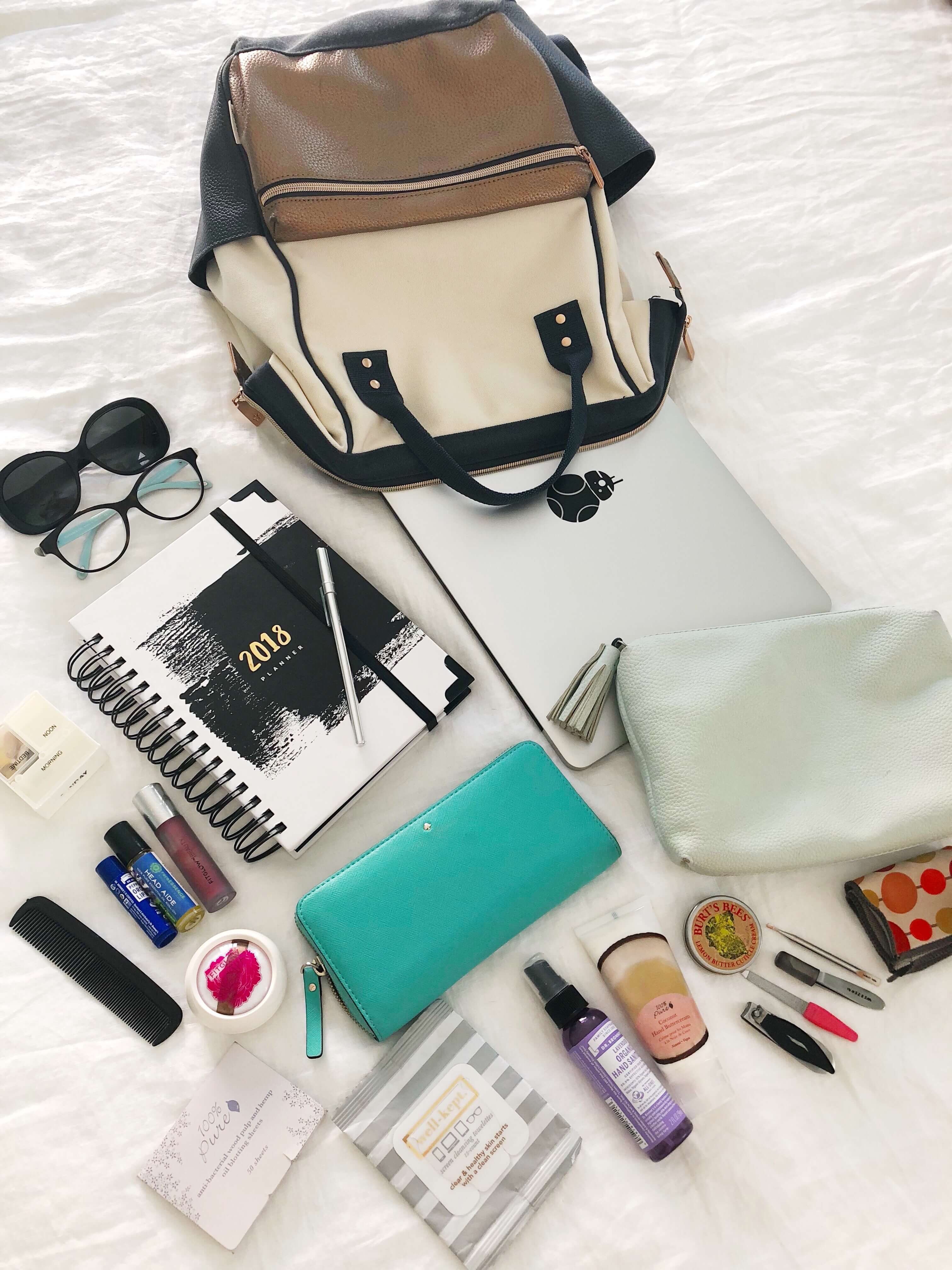 What’s In My Work Bag - The Lovely Geek