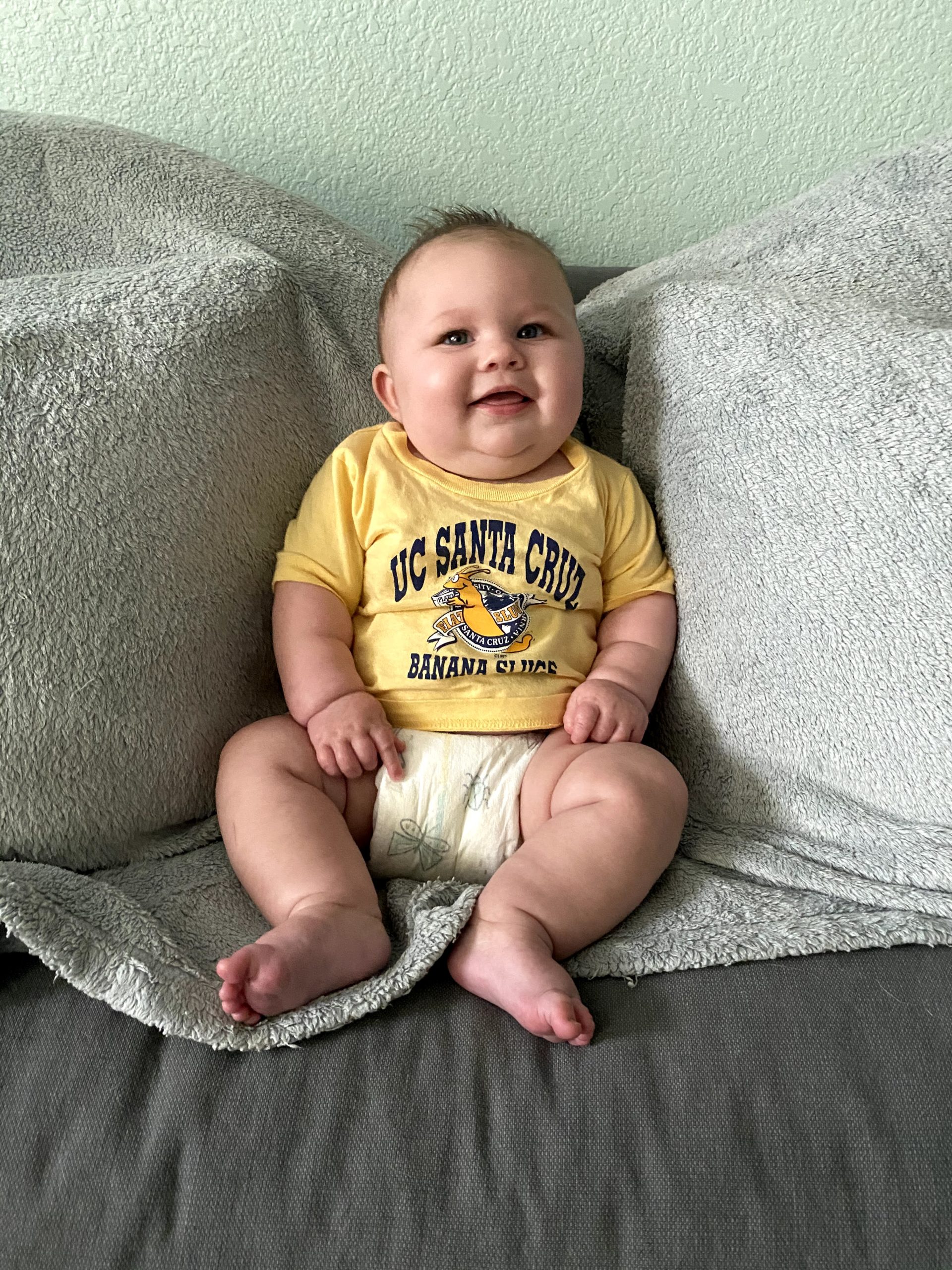 baby in ucsc shirt